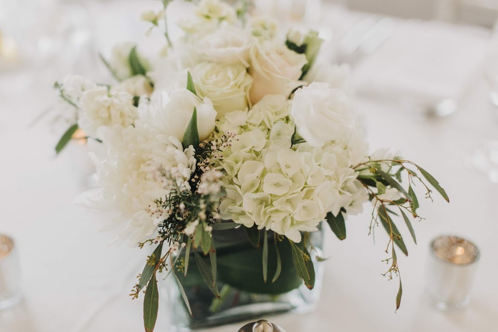 Belmont Flower Market | 722 Belmont Ave W, Kitchener, ON N2M 1P2, Canada | Phone: (519) 570-1490