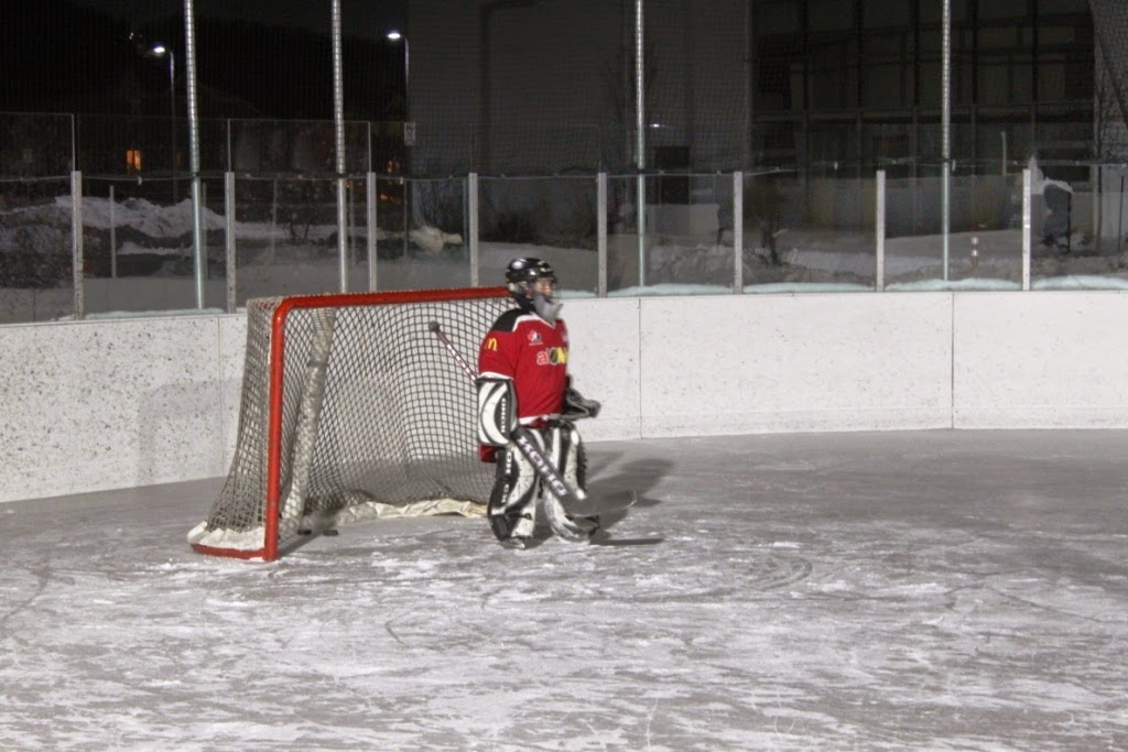 The Grimsby Outdoor Rink (Frieze Box) | 160 Livingston Ave, Grimsby, ON L3M 5B8, Canada | Phone: (905) 945-1288