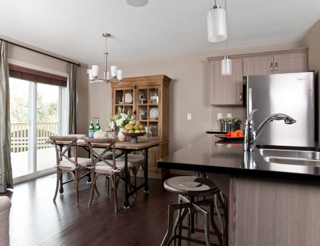 Starling at Big Lake | 2405 Sparrow Crescent NW, Edmonton, AB T5S 0G6, Canada | Phone: (780) 938-5478