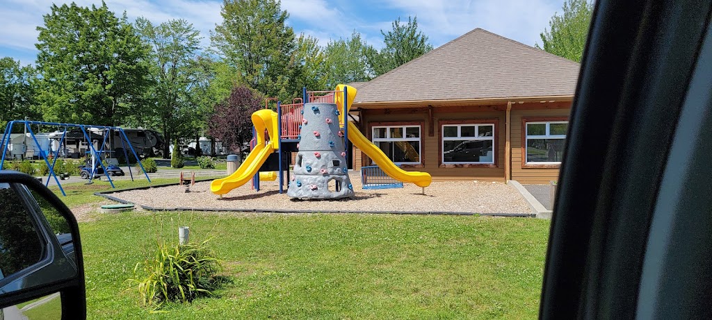 Camping Aztec Granby | 1680 Rue Principale, Granby, QC J2J 0M6, Canada | Phone: (450) 378-9410