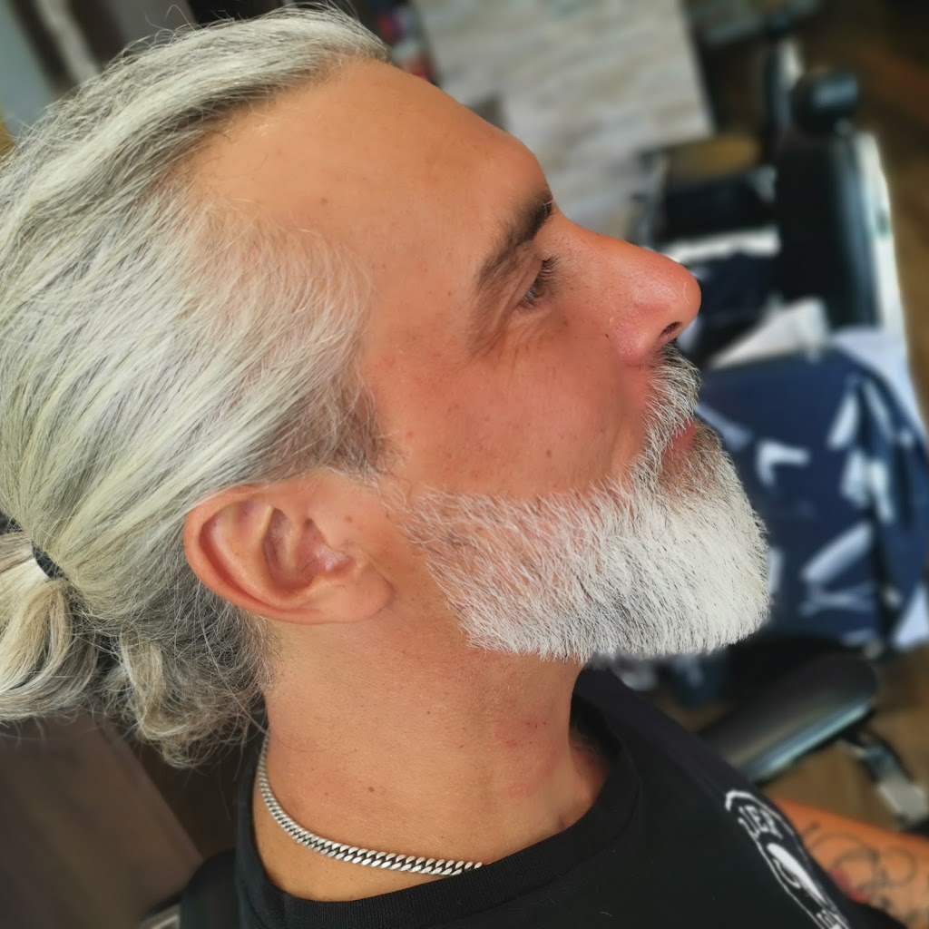 Ayhams Barber Shop | 1047 Avenue Rd, Toronto, ON M5N 2C5, Canada | Phone: (437) 882-2223