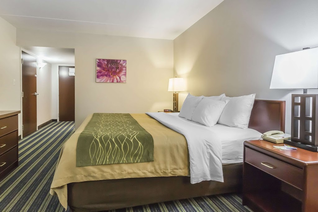 Comfort Inn & Suites | 155 Thatcher Dr W, Moose Jaw, SK S6J 1M1, Canada | Phone: (306) 692-2100