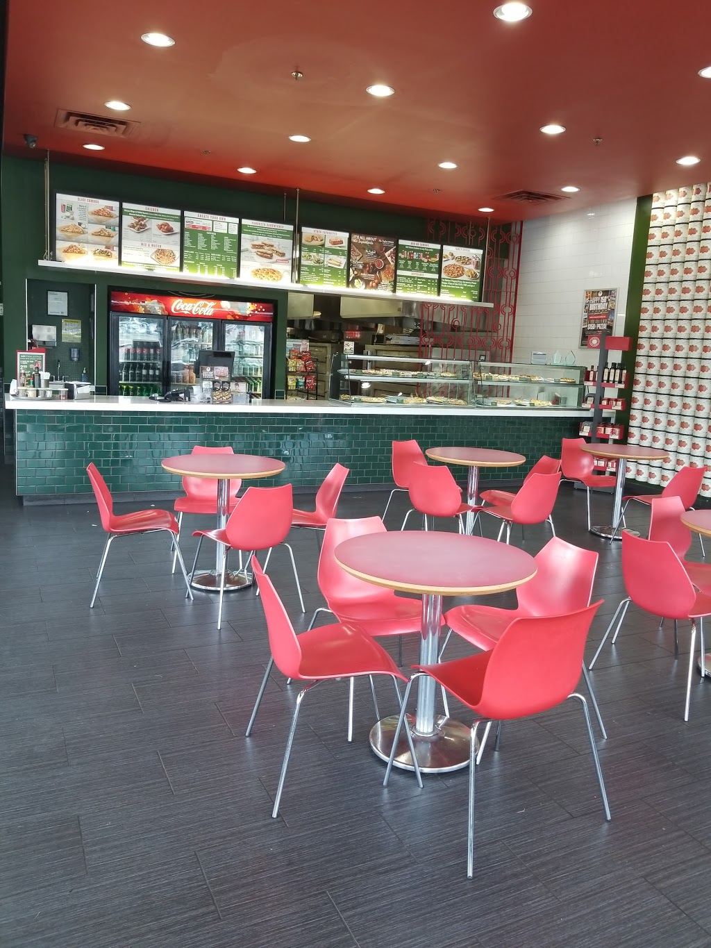 Pizza Nova | 5100 Rutherford Rd #6, Vaughan, ON L4H 2J3, Canada | Phone: (416) 439-0000