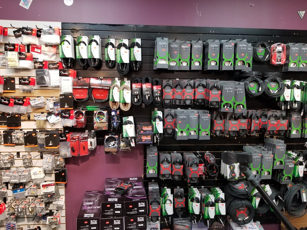 Long & McQuade Musical Instruments | 139 Charing Cross St, Brantford, ON N3R 2J3, Canada | Phone: (519) 753-6804