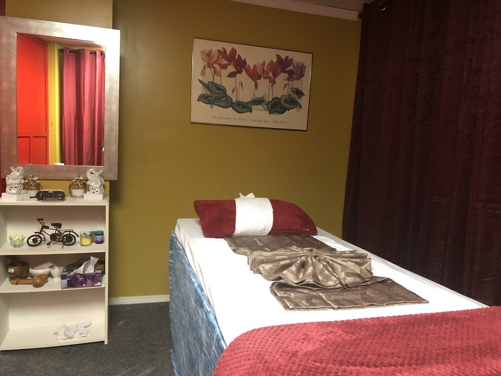 Phichada wellness thai massage&spa | 1950 Fort St, Victoria, BC V8R 1K3, Canada | Phone: (250) 209-7515