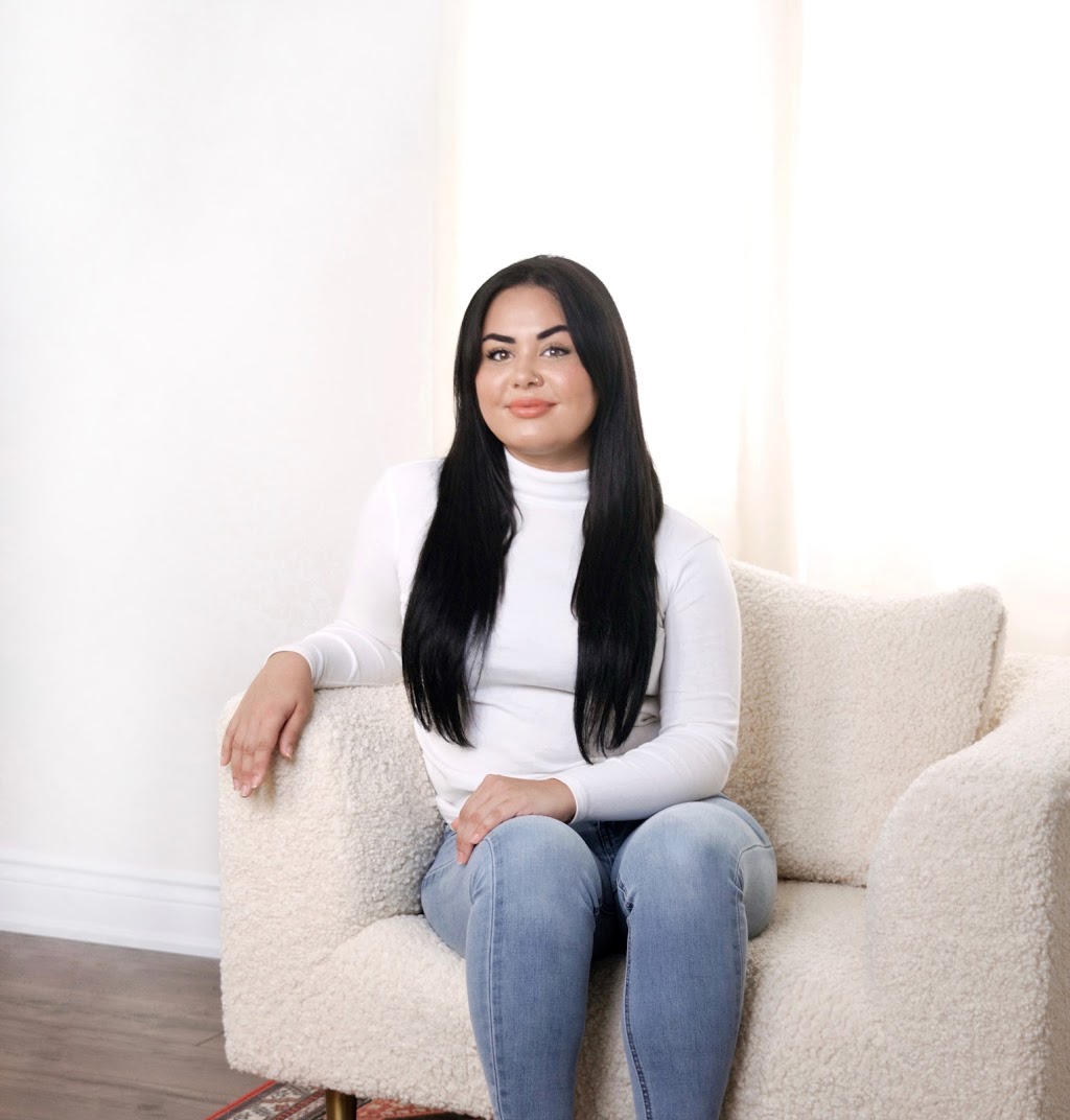 On The Block Beauty | 92 Northcliffe Crescent, Cambridge, ON N3C 4M7, Canada | Phone: (519) 588-2705