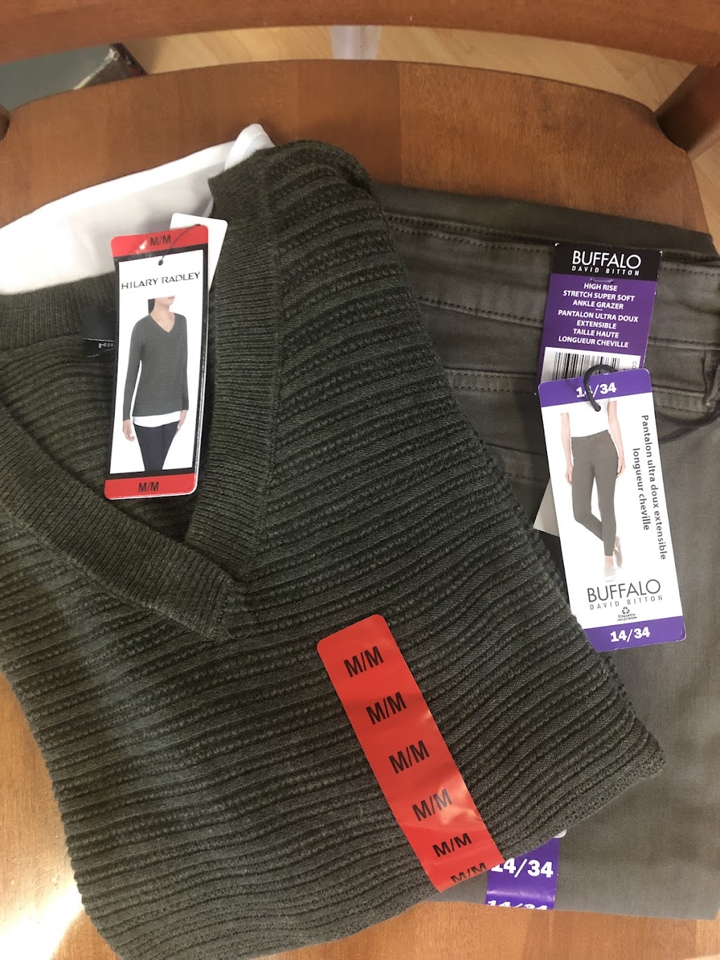 Excess Clothing Store | 461 St Annes Rd, Winnipeg, MB R2M 3C9, Canada | Phone: (204) 414-1044