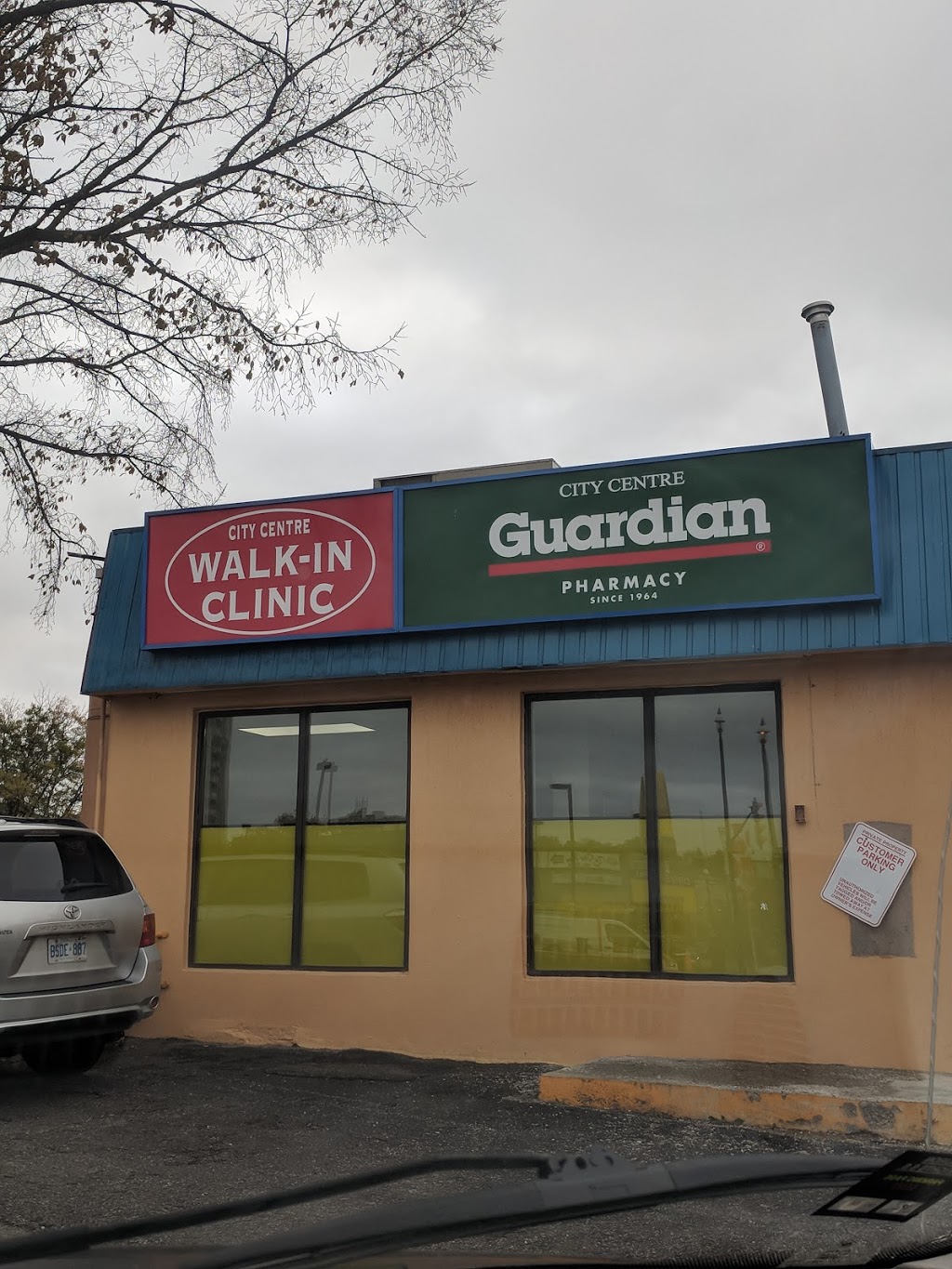 City Centre Walk-In Medical Clinic | 101 Dunlop St W, Barrie, ON L4N 1A8, Canada | Phone: (705) 252-8119