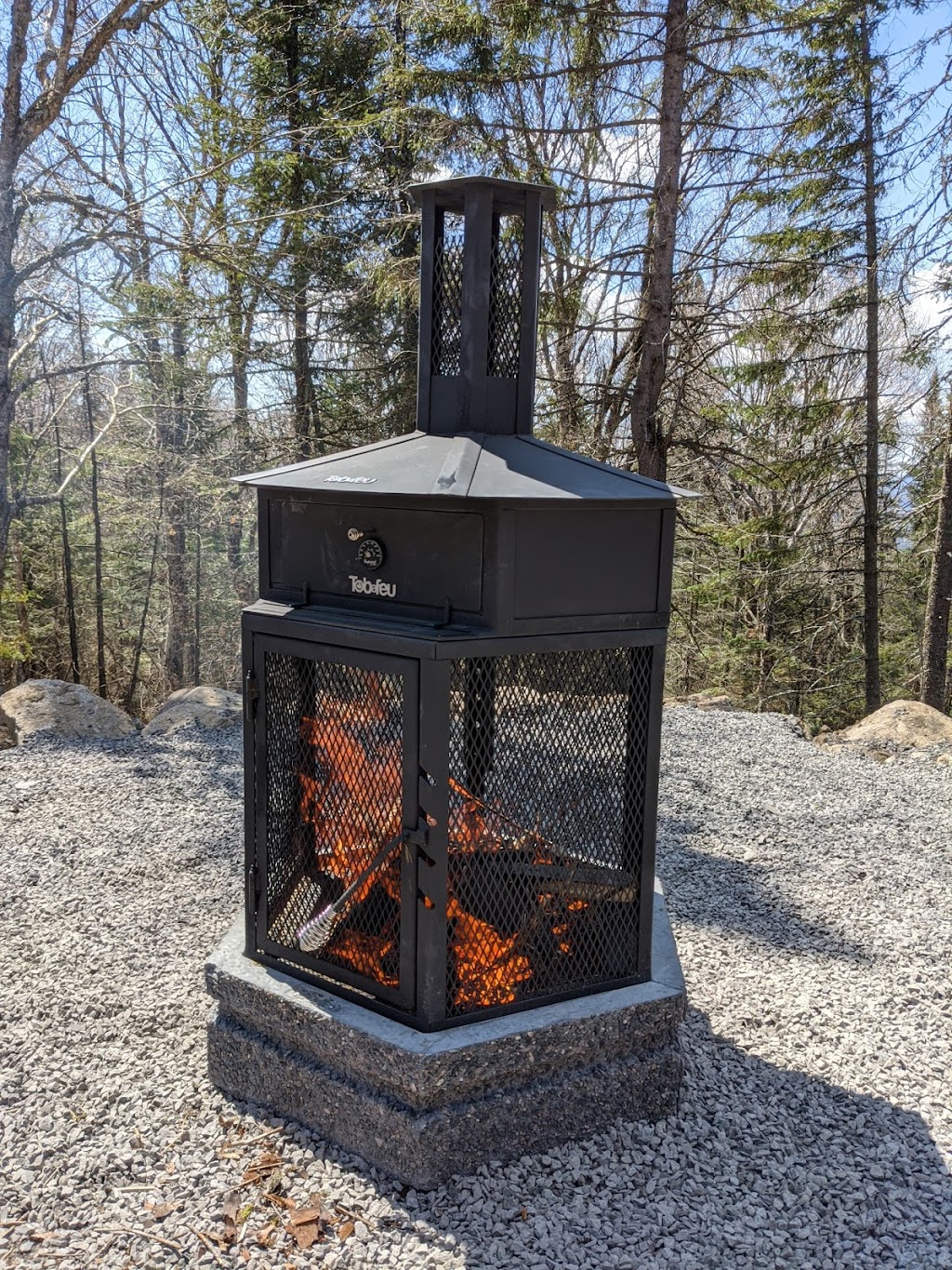 MIR - micro-chalet | 86 Chemin du Coyote, Lac-Beauport, QC G3B 1B3, Canada | Phone: (581) 308-7445