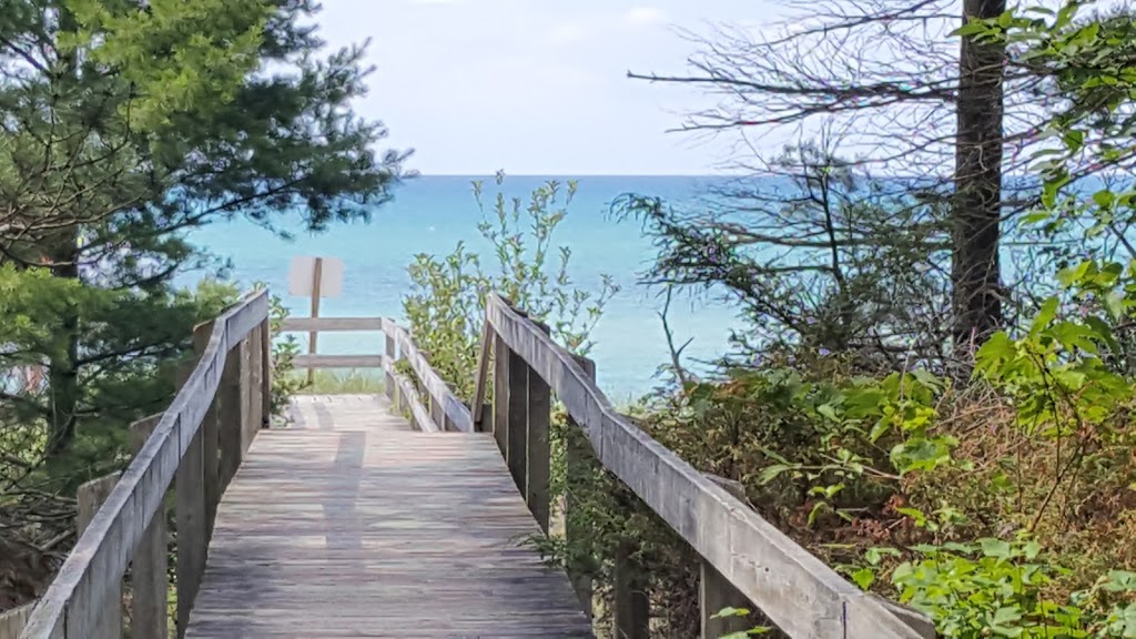 Pinery Provincial Park | 9526 Lakeshore Rd, Grand Bend, ON N0M 1T0, Canada | Phone: (519) 243-2220