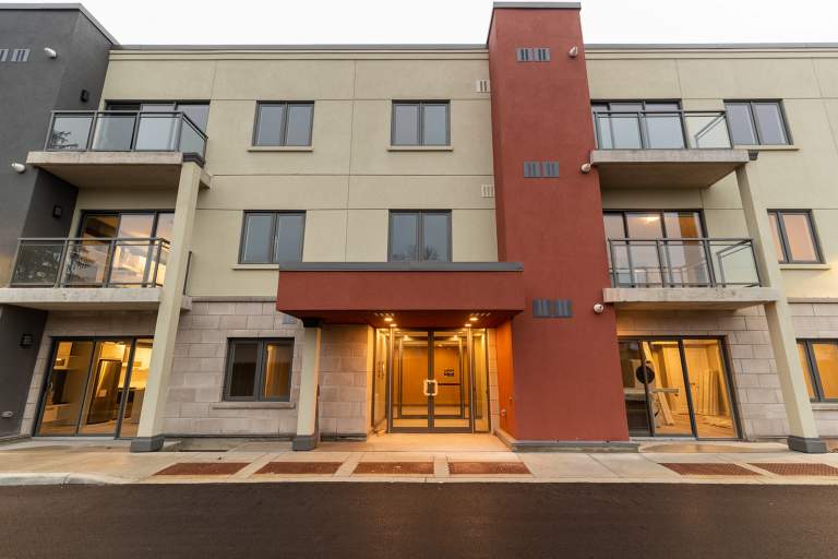 Panoramic Properties | 6479 Montrose Rd, Niagara Falls, ON L2H 1M1, Canada | Phone: (855) 371-1201