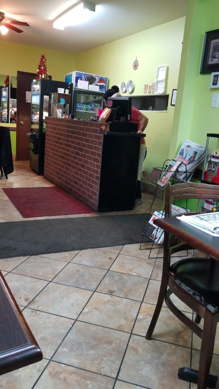 Restaurant Pizzeria Dino | 2545 Du, Rue du Lac Lemenn, Sainte-Julienne, QC J0K 2T0, Canada | Phone: (450) 831-2655