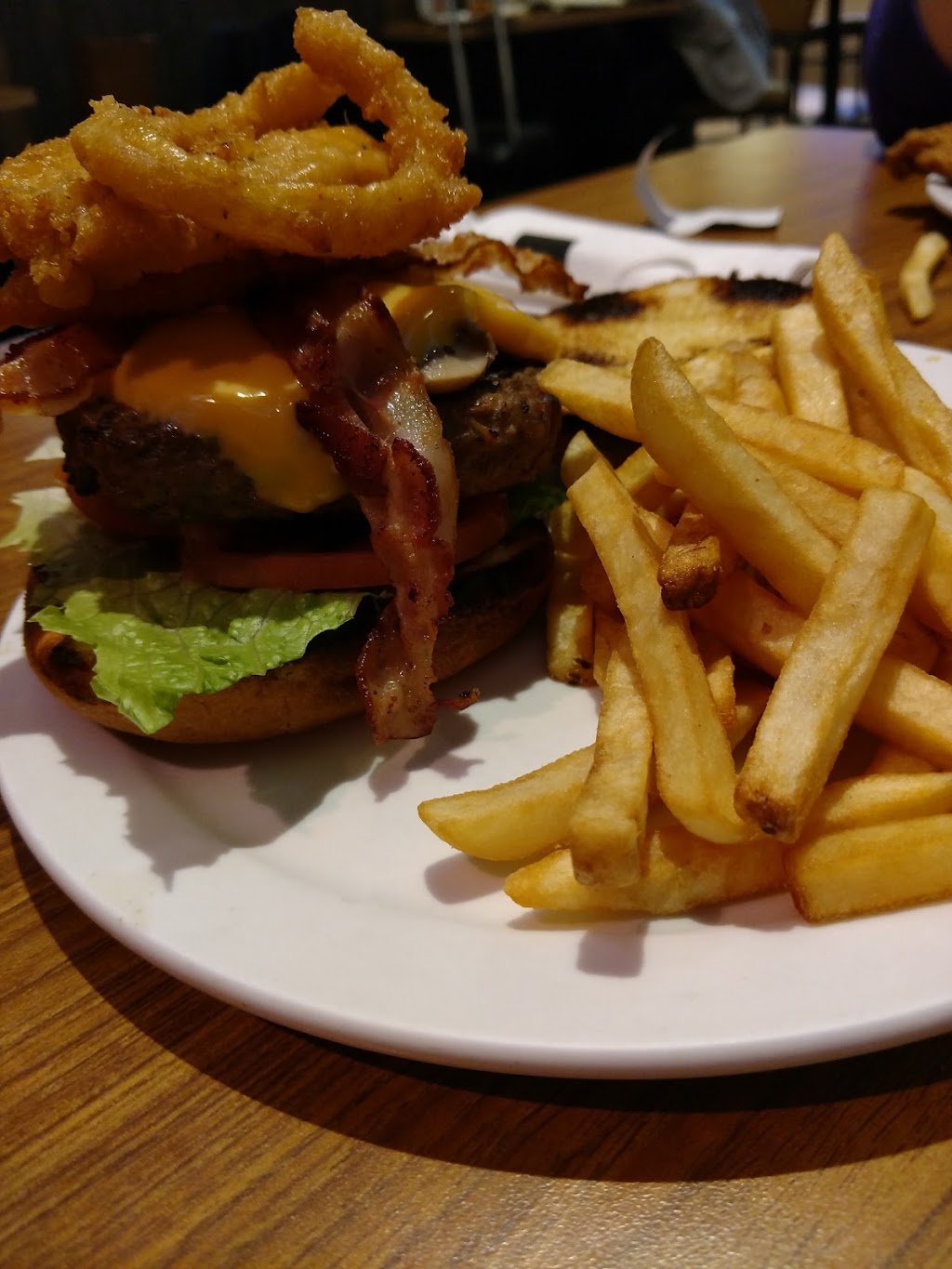 Prairie Bistro | 2000 Wellington Ave, Winnipeg, MB R3H 1C2, Canada | Phone: (204) 774-7701