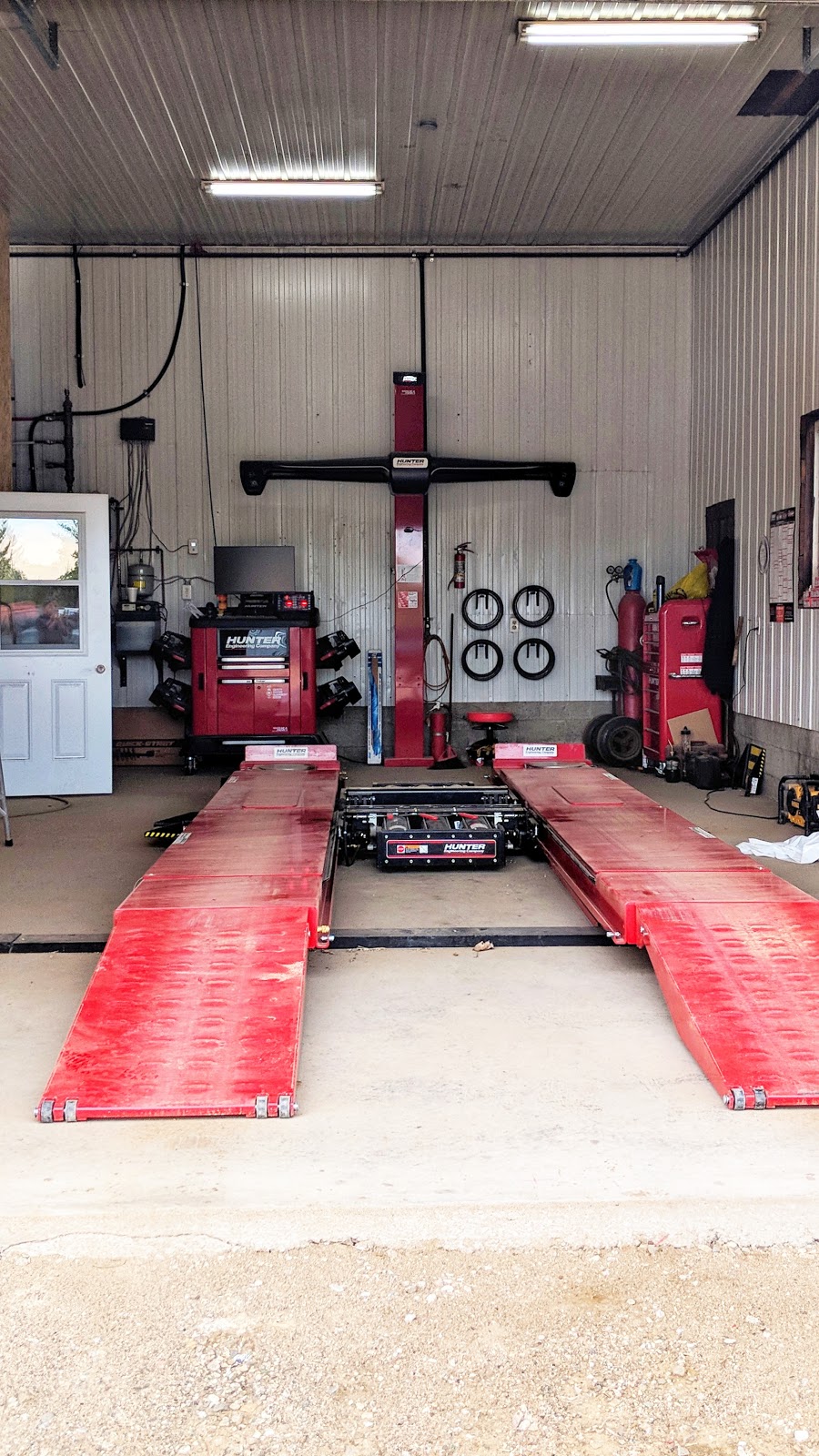 Lalondes Towing | 984 Rte 303 N, Shawville, QC J0X 2Y0, Canada | Phone: (819) 647-5824