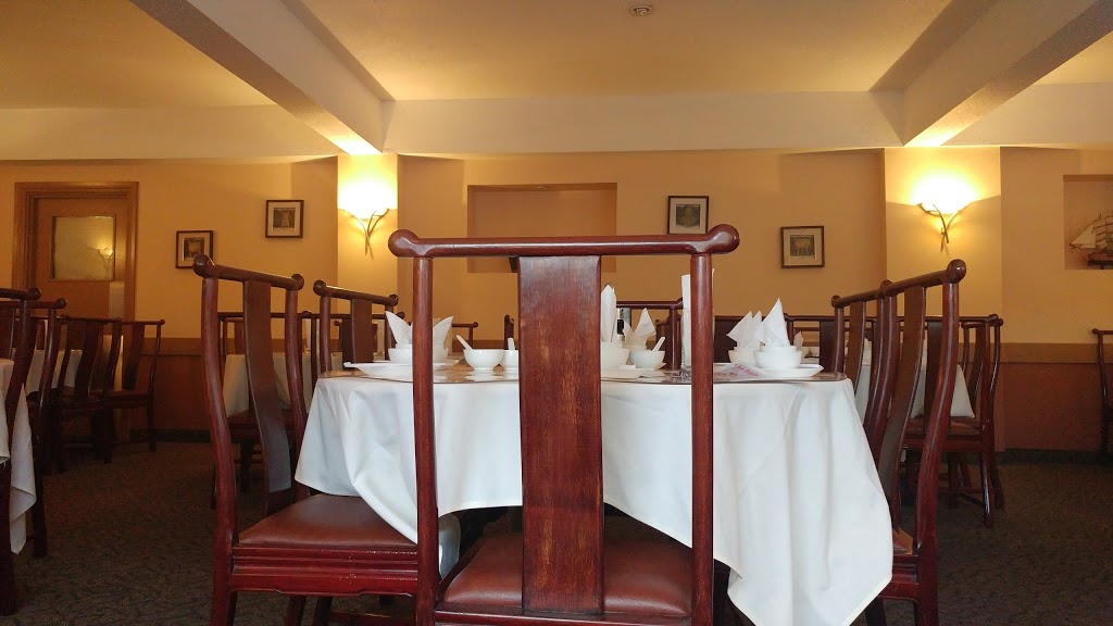 Dragon Tavern Restaurant | 971 Montreal Rd, Ottawa, ON K1K 0S6, Canada | Phone: (613) 746-7777