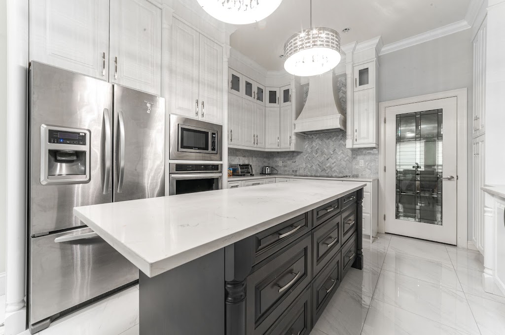 Michaels Lodge | 14443 108 Ave, Surrey, BC V3R 1V5, Canada | Phone: (778) 960-0023