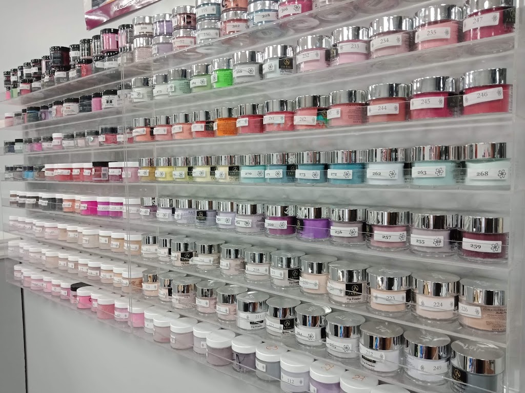 D &D Nail Salon | 994 Huron St, London, ON N5Y 4K6, Canada | Phone: (519) 936-1628