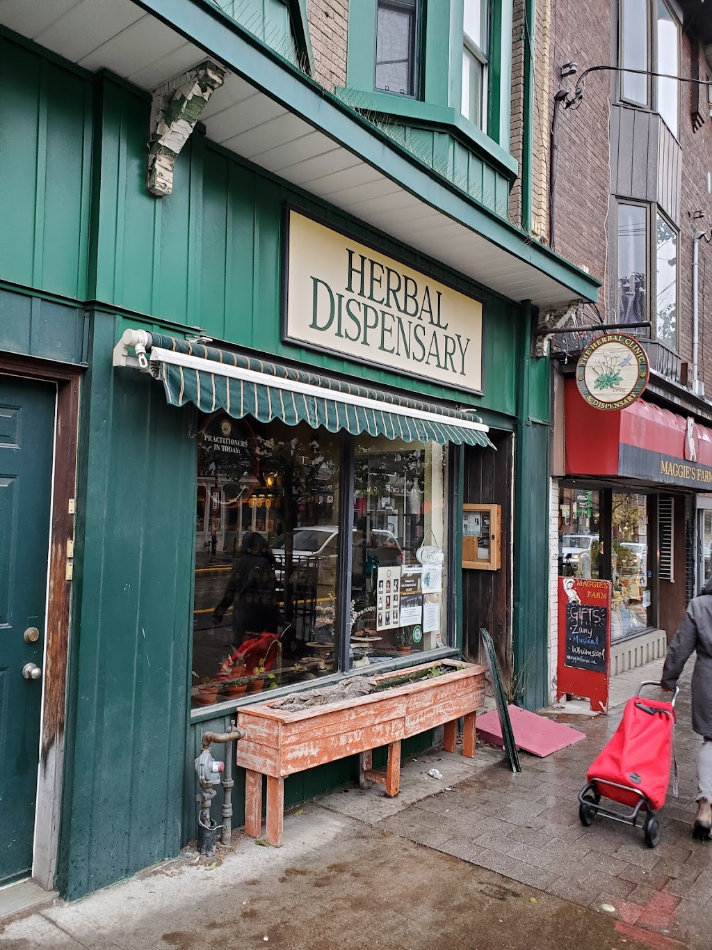 The Herbal Clinic And Dispensary | 409 Roncesvalles Ave, Toronto, ON M6R 2N1, Canada | Phone: (416) 537-5303