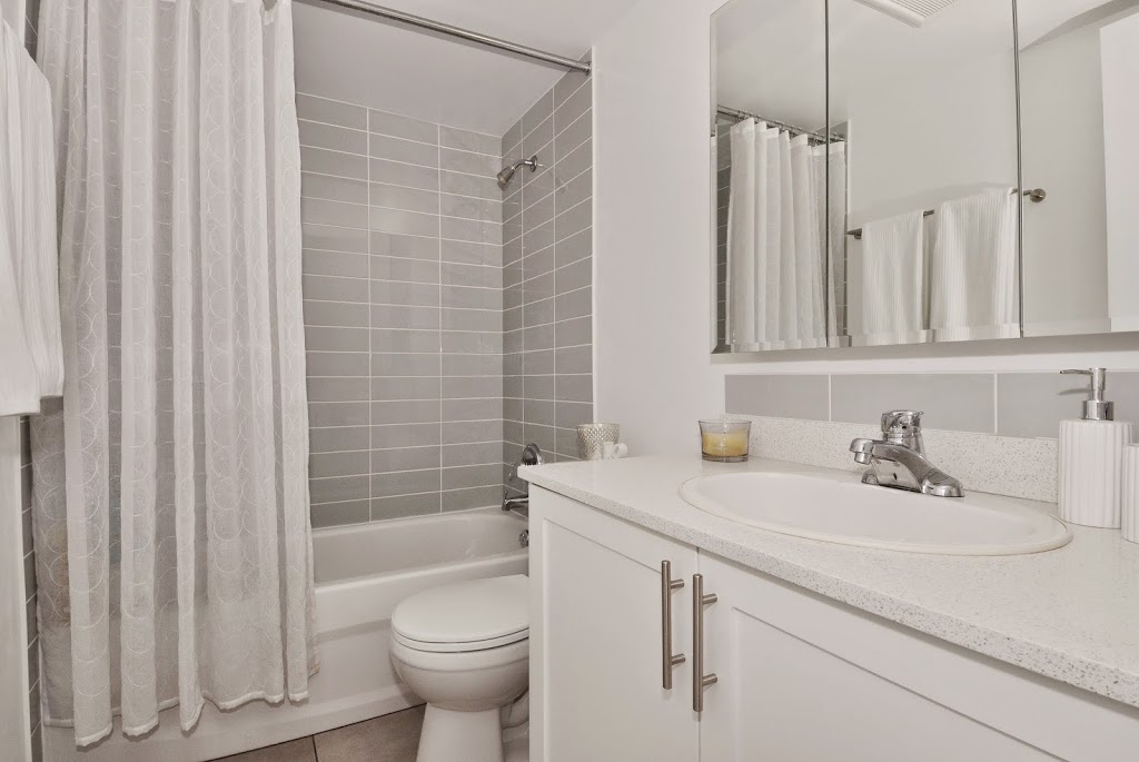 Alexander Tower Rental Apartments | 1326 W 13th Ave, Vancouver, BC V6H 1N8, Canada | Phone: (604) 642-6541