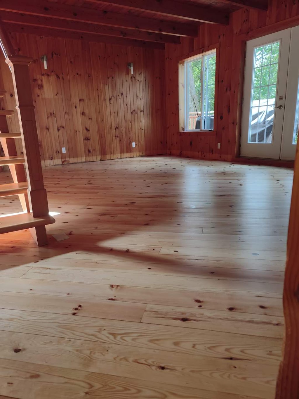 Plancher DD | 2467 Av. Adhémar-Raynault, LAssomption, QC J5W 0C9, Canada | Phone: (514) 885-8403