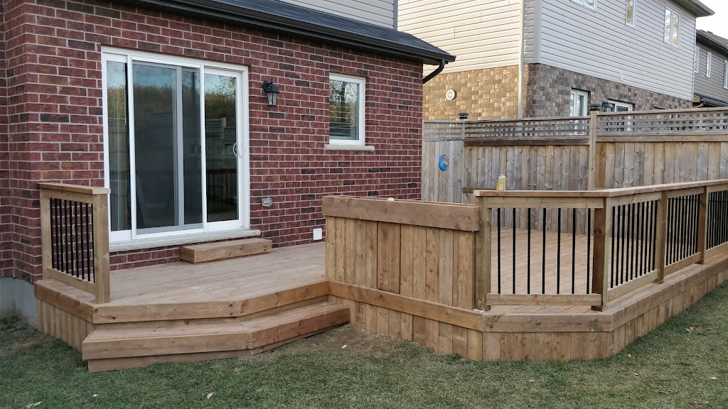 London Fence & Deck | 1120 Pond View Rd, London, ON N5Z 4K4, Canada | Phone: (519) 777-4049