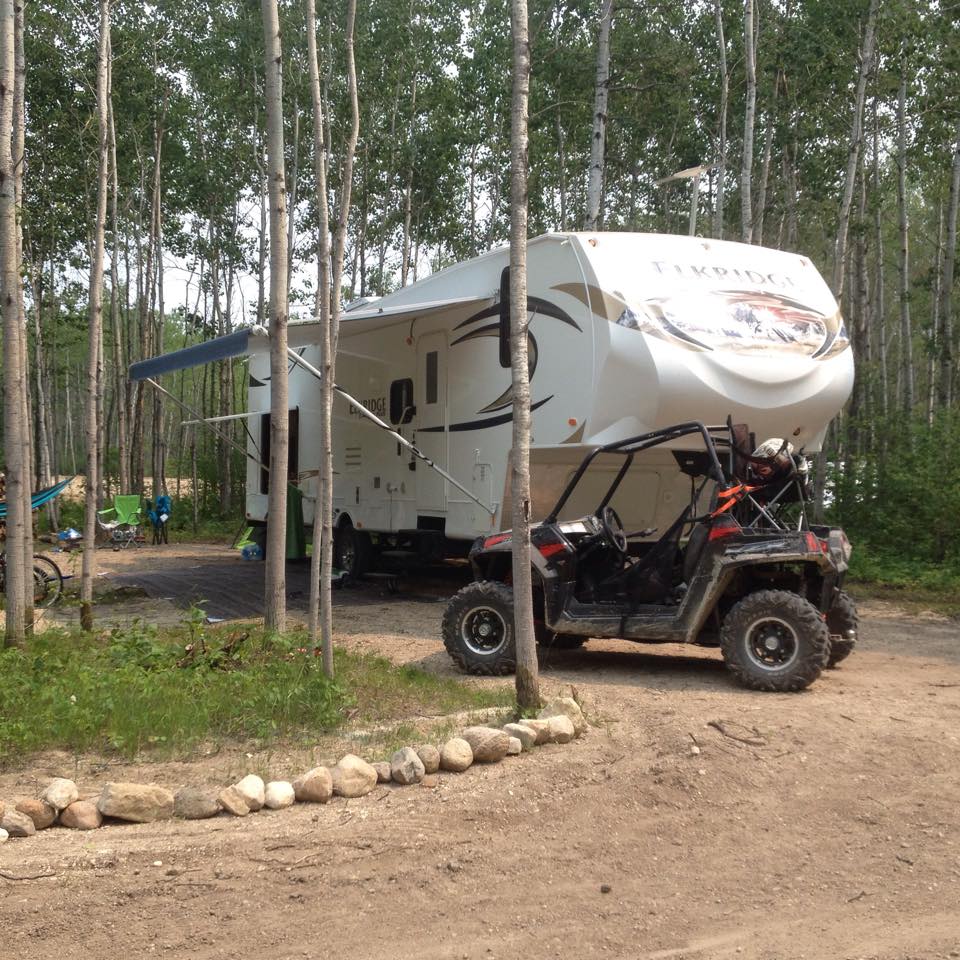 The Twisted Root RV Park | NE-1-6-8 E Rd 48 E, Box 108, Marchand, MB R0A 0Z0, Canada | Phone: (204) 371-1602