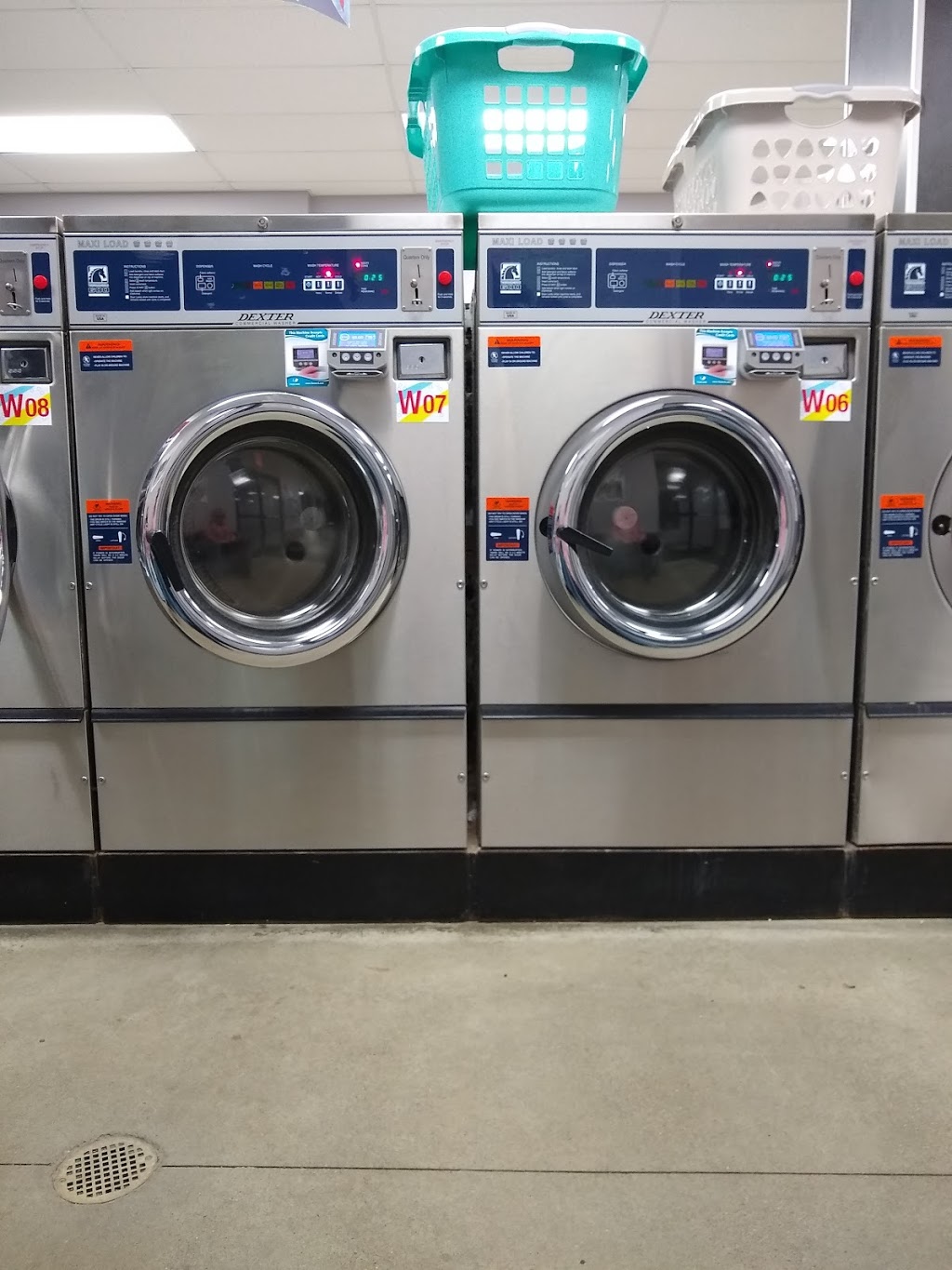 EZ Wash Laundry and Car Wash | 3705 N Buffalo St, Orchard Park, NY 14127, USA | Phone: (716) 445-3850