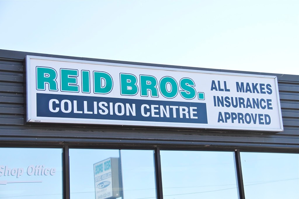 CSN Reid Brothers Collision Centre | 392 Daniel St S, Arnprior, ON K7S 3G9, Canada | Phone: (613) 623-8844