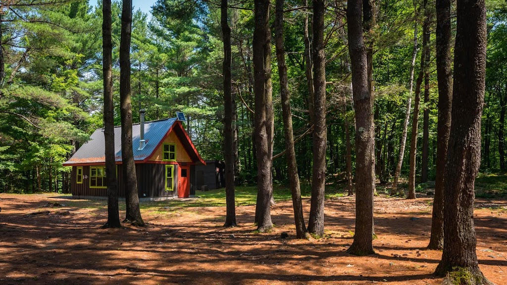 Philippe Lake Camping | 300 Chem. du Lac-Philippe, Sainte-Cécile-de-Masham, QC J0X 2W0, Canada | Phone: (819) 827-2020