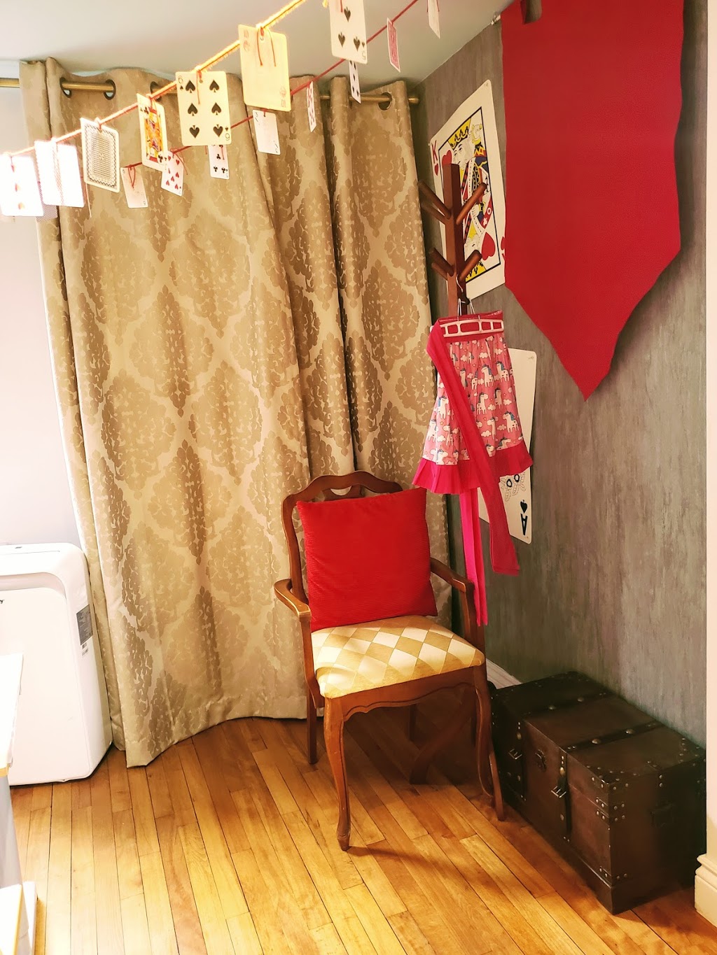 Malicia boutique-atelier | 1318 Avenue Bourgogne, Chambly, QC J3L 1Y2, Canada | Phone: (450) 403-1999