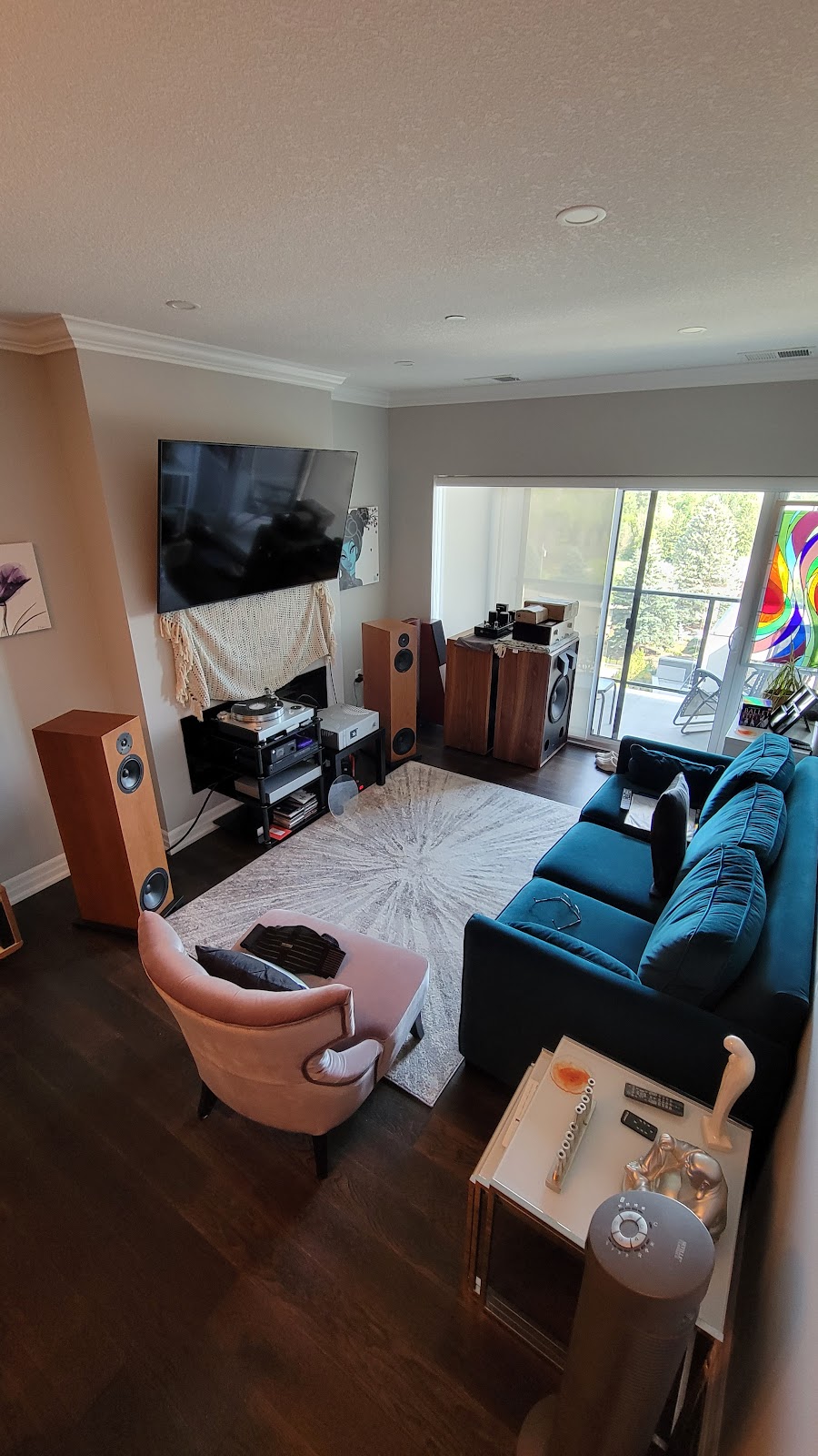 Stereo Untypical | 1878 Gordon St, Guelph, ON N1L 0P4, Canada | Phone: (416) 726-7350