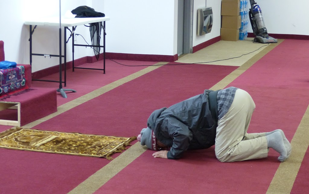 Jannatul Ferdous Mosque | 1701 Martin Grove Rd #11, Etobicoke, ON M9V 4N4, Canada | Phone: (416) 742-3232