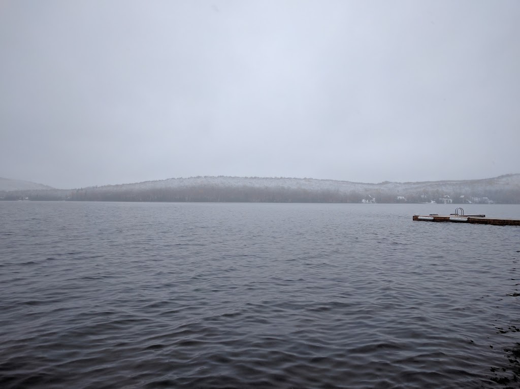 Chalets en Mauricie | 3450 Chemin Vallée, Saint-Alexis-des-Monts, QC J0K 1V0, Canada | Phone: (819) 264-2818