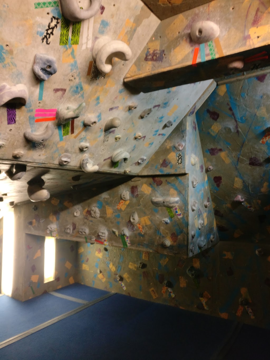 Peaks Indoor Rock Climbing | 630 Welland Ave, St. Catharines, ON L2M 5V6, Canada | Phone: (905) 988-5651