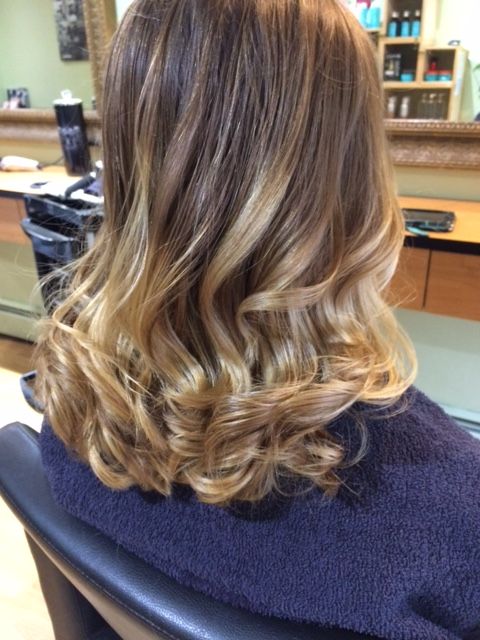 Fringe Hair Studio | 3053 Highland Blvd, North Vancouver, BC V7R 2X4, Canada | Phone: (604) 990-0225