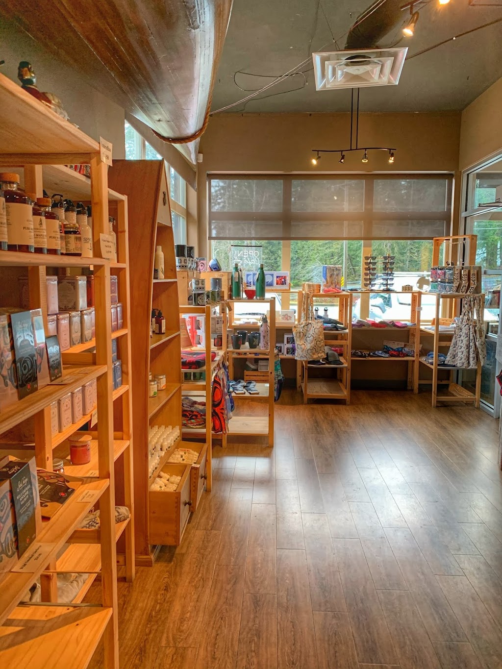 Dellas Cafe and Gift Shop | 10725 Pacific Rim Hwy, Port Alberni, BC V9Y 8Z8, Canada | Phone: (250) 723-2722