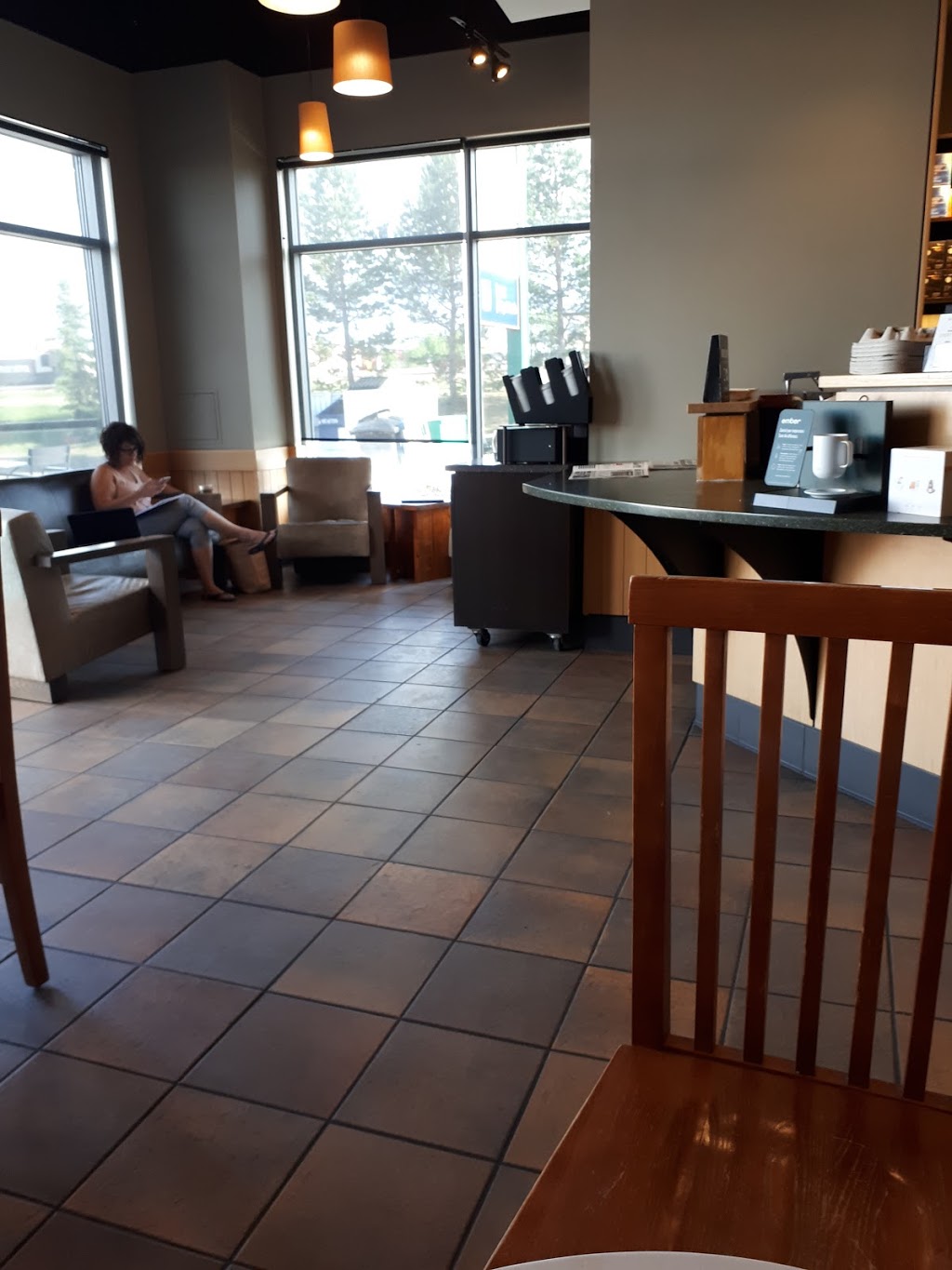 Starbucks | 4 McLeod Ave #110, Spruce Grove, AB T7X 3Y1, Canada | Phone: (780) 960-8872