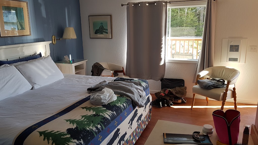 Grandview Motel | 8 Earl St, Tobermory, ON N0H 2R0, Canada | Phone: (519) 596-2220