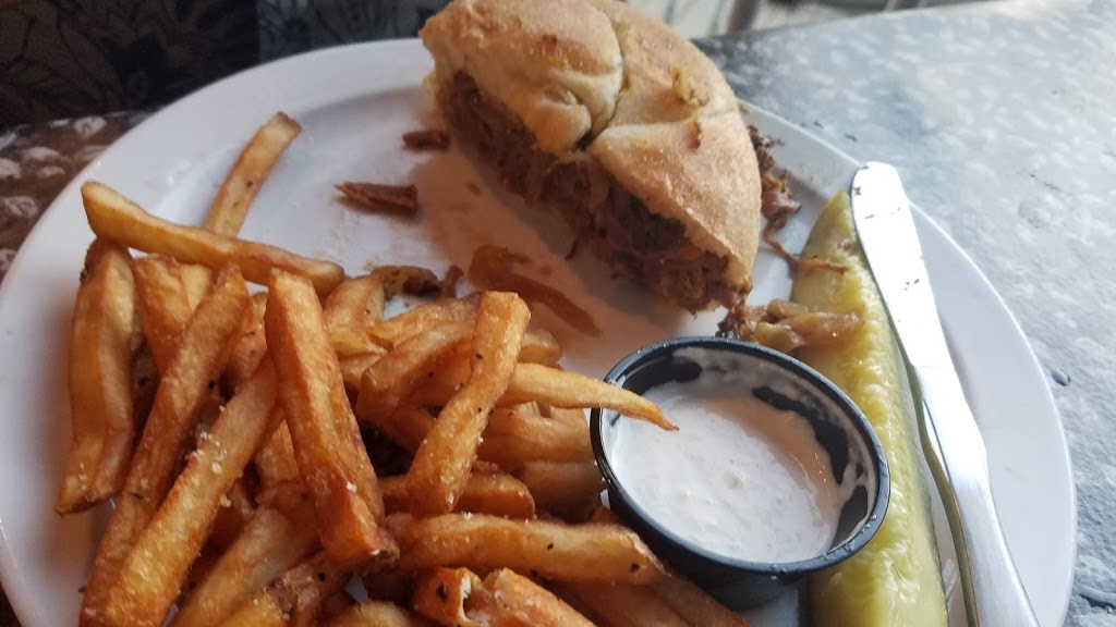 Wilson Boat House Restaurant | 57 Harbor St, Wilson, NY 14172, USA | Phone: (716) 751-6060