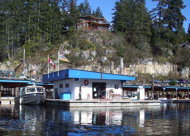 Buccaneer Marina | 5535 Sans Souci Rd, Halfmoon Bay, BC V0N 1Y2, Canada | Phone: (604) 885-7888