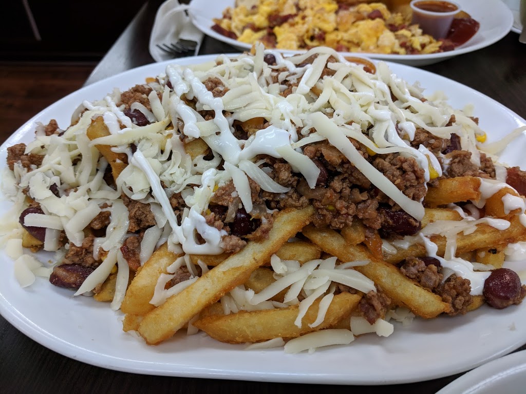 Welland Cafe | 506 E Main St, Welland, ON L3B 3X9, Canada | Phone: (905) 788-2233