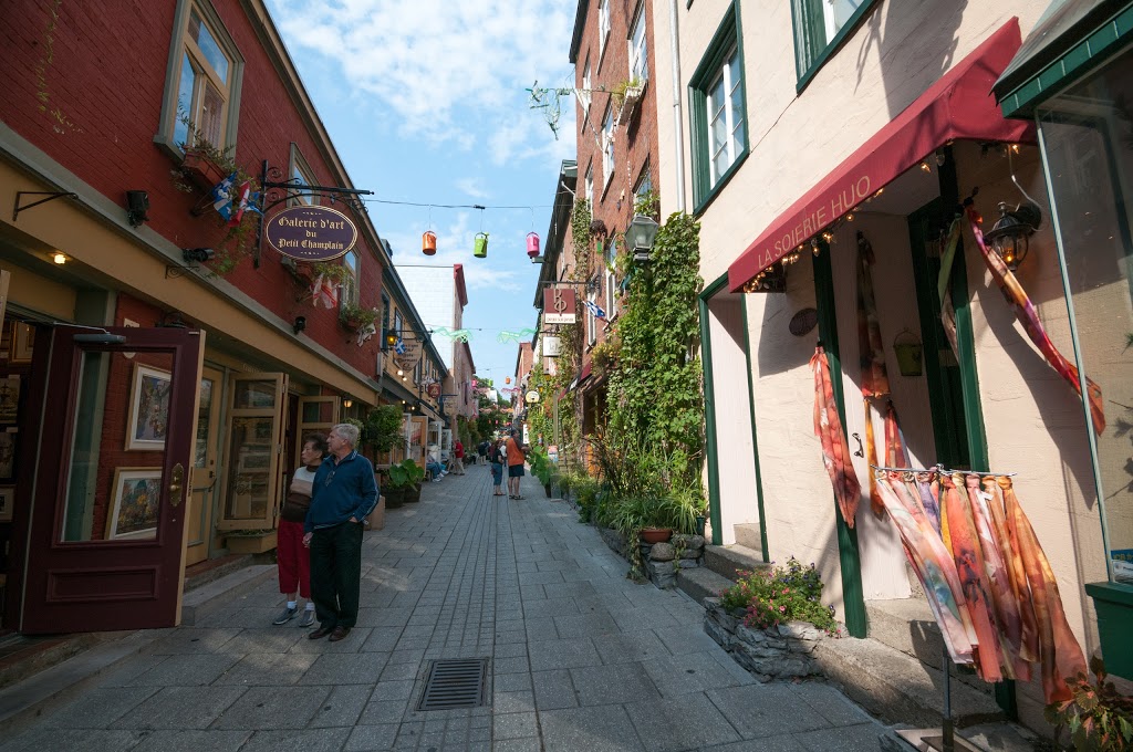 Galerie du Petit Champlain | 88 Rue du Petit Champlain, Québec, QC G1K 4H4, Canada | Phone: (418) 692-5647