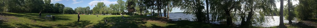 Bertold Park | Rue Churchill, Baie-dUrfé, QC H9X 2Z4, Canada