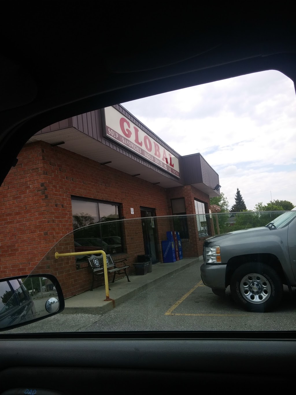 Global Donuts & Deli | 1603 London Line, Sarnia, ON N7W 1A8, Canada | Phone: (519) 542-6121