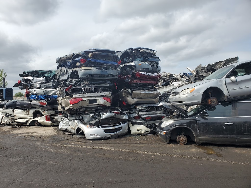 KW Scrap Car Removal Kitchener | 137 Ludolph St, Kitchener, ON N2R 0L9, Canada | Phone: (647) 625-8941