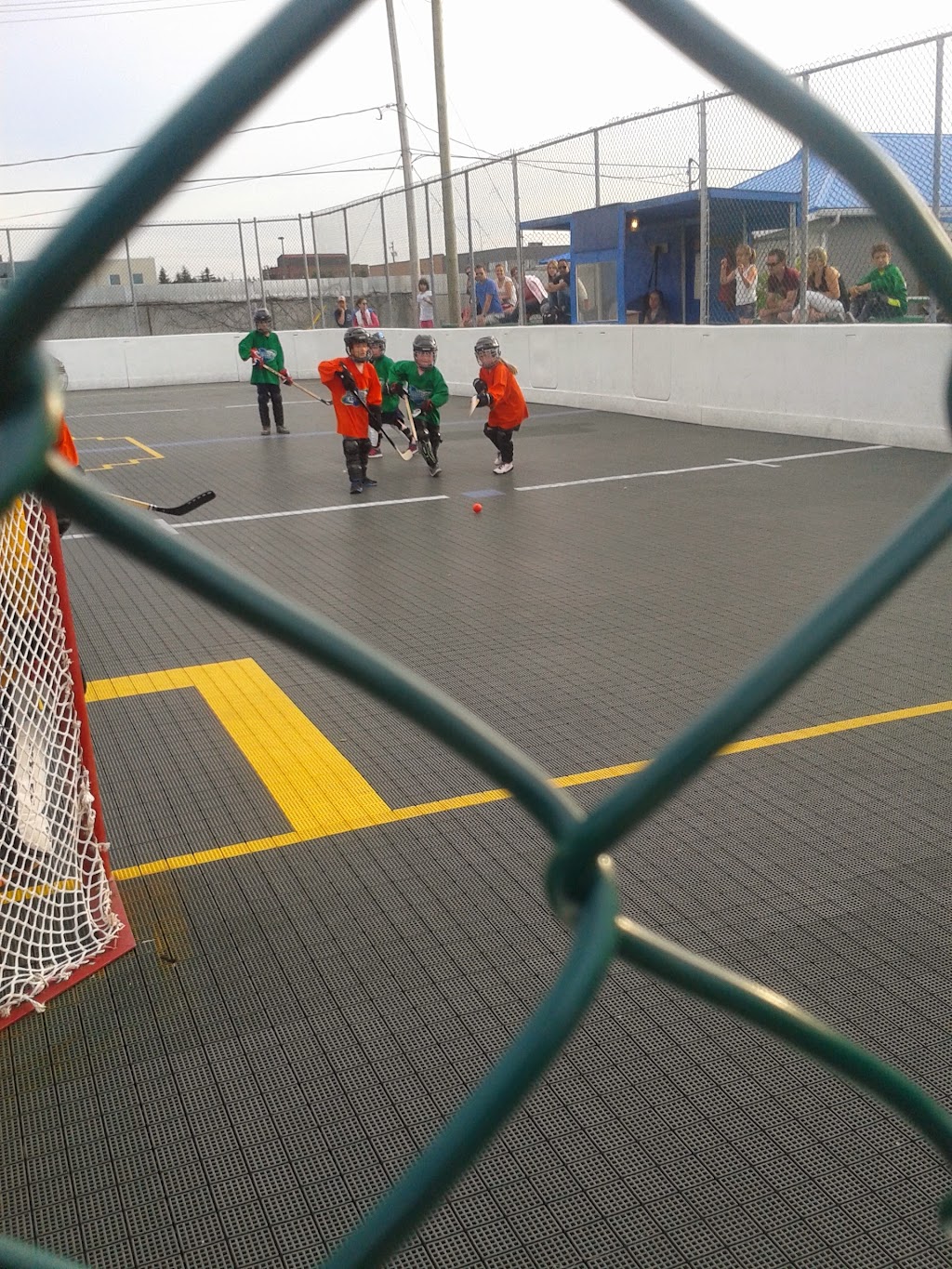 Dekhockey Lanaudiere Inc | 204 Rue St Paul, Repentigny, QC J5Z 4H7, Canada | Phone: (450) 657-1240