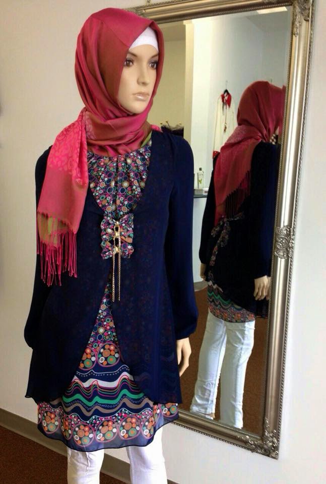 Shawl World Boutique | 490 Wonderland Rd S, London, ON N6K 3T1, Canada | Phone: (226) 700-6550