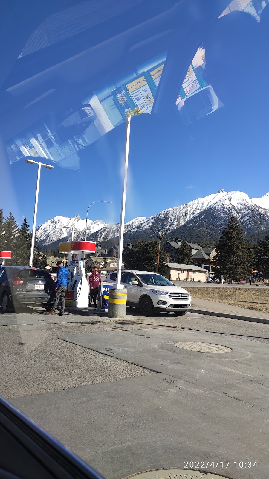 Shell | 1714 Bow Valley Trail, Canmore, AB T1W 2Y3, Canada | Phone: (403) 678-2644