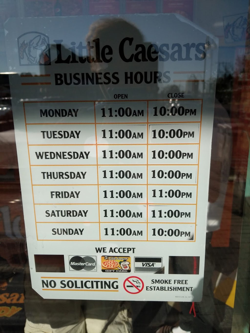 Little Caesars Pizza | 370 Kent St W, Lindsay, ON K9V 6G8, Canada | Phone: (705) 878-5777