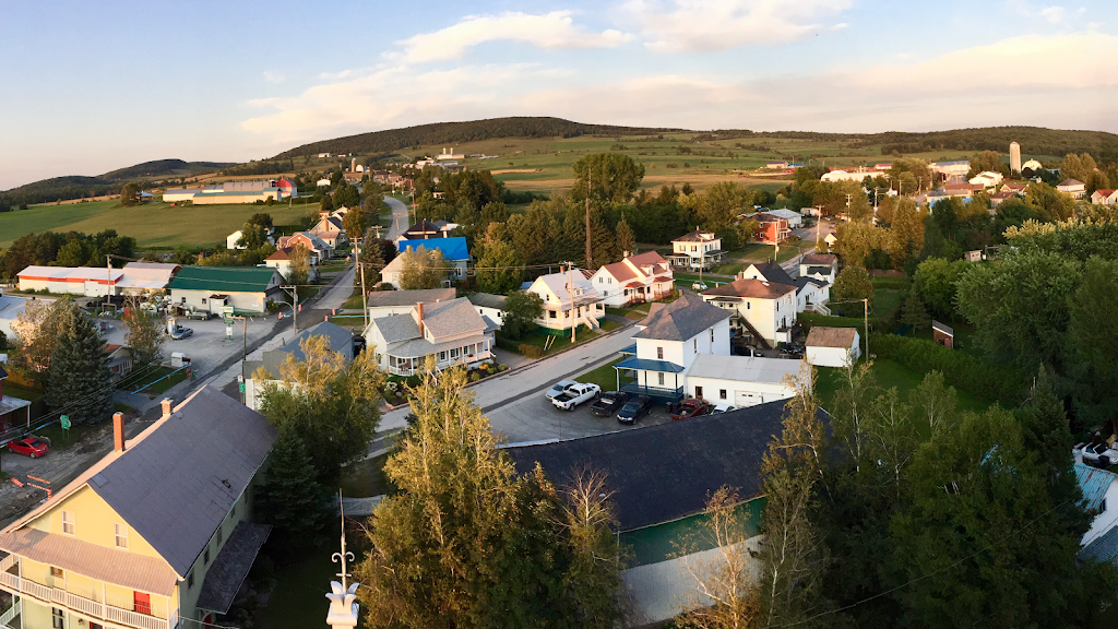 DownTown ChesTerVille | Chesterville, QC K0C 1H0, Canada | Phone: (819) 382-2073